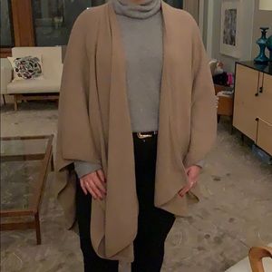 100% Pure Cashmere Cape